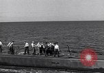 Standbild SS-186 U-Boot Pearl Harbor Hawaii USA, 1942, aus Sekunde 25 historischem Filmmaterial Videoclip 65675034578