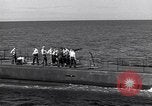 Standbild SS-186 U-Boot Pearl Harbor Hawaii USA, 1942, aus Sekunde 31 historischem Filmmaterial Videoclip 65675034578