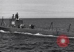 Standbild SS-186 U-Boot Pearl Harbor Hawaii USA, 1942, aus Sekunde 40 historischem Filmmaterial Videoclip 65675034578