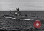 Standbild SS-186 U-Boot Pearl Harbor Hawaii USA, 1942, aus Sekunde 53 historischem Filmmaterial Videoclip 65675034578