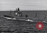 Standbild SS-186 U-Boot Pearl Harbor Hawaii USA, 1942, aus Sekunde 56 historischem Filmmaterial Videoclip 65675034578