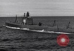 Standbild SS-186 U-Boot Pearl Harbor Hawaii USA, 1942, aus Sekunde 59 historischem Filmmaterial Videoclip 65675034578