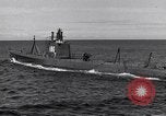 Standbild SS-186 U-Boot Pearl Harbor Hawaii USA, 1942, aus Sekunde 61 historischem Filmmaterial Videoclip 65675034578