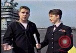 Standbild Theodore Roosevelt Flugzeugträger Norfolk Virginia USA, 1996, aus Sekunde 62 historischem Filmmaterial Videoclip 65675034584