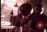 Standbild Einstellung Werbung United States USA, 1996, aus Sekunde 7 historischem Filmmaterial Videoclip 65675034585