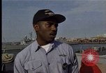 Standbild USS Barry Norfolk Virginia USA, 1996, aus Sekunde 35 historischem Filmmaterial Videoclip 65675034586