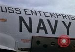 Immagine di Unità aeromobile a bordo della USS Enterprise (CVAN-65) Mare del Giappone, 1968, secondo 13 filmato di repertorio 65675034595
