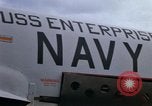 Immagine di Unità aeromobile a bordo della USS Enterprise (CVAN-65) Mare del Giappone, 1968, secondo 19 filmato di repertorio 65675034595