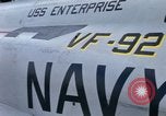 Immagine di Unità aeromobile a bordo della USS Enterprise (CVAN-65) Mare del Giappone, 1968, secondo 36 filmato di repertorio 65675034595
