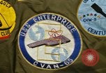 Immagine di Unità aeromobile a bordo della USS Enterprise (CVAN-65) Mare del Giappone, 1968, secondo 60 filmato di repertorio 65675034595