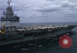 Standbild USS Enterprise Meer von Japan, 1968, aus Sekunde 34 historischem Filmmaterial Videoclip 65675034598