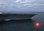 Standbild USS Enterprise Meer von Japan, 1968, aus Sekunde 59 historischem Filmmaterial Videoclip 65675034598