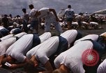 Standbild Die Äquatortaufe Zeremonien Pazifik, 1965, aus Sekunde 39 historischem Filmmaterial Videoclip 65675034607
