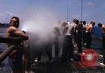 Standbild Die Äquatortaufe Zeremonien Pazifik, 1965, aus Sekunde 57 historischem Filmmaterial Videoclip 65675034609