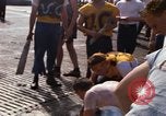 Standbild Die Äquatortaufe Zeremonien Atlantik, 1965, aus Sekunde 62 historischem Filmmaterial Videoclip 65675034610