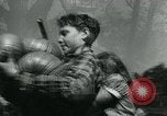 Image La récolte agricole aux Etats-Unis au cours d Seconde Guerre Mondiale United States USA, 1942, de la seconde 58 séquences d'archives historiques vidéo 65675034628