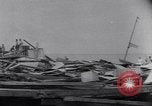 Image destruction massive Madagascar, 1953, de la seconde 14 séquences d'archives historiques vidéo 65675034639