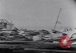Image destruction massive Madagascar, 1953, de la seconde 15 séquences d'archives historiques vidéo 65675034639