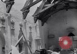 Image destruction massive Madagascar, 1953, de la seconde 20 séquences d'archives historiques vidéo 65675034639