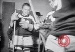 Standbild Eishockeymatch Tacoma Washington USA, 1953, aus Sekunde 25 historischem Filmmaterial Videoclip 65675034643