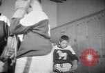 Standbild Eishockeymatch Tacoma Washington USA, 1953, aus Sekunde 27 historischem Filmmaterial Videoclip 65675034643