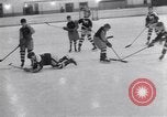 Standbild Eishockeymatch Tacoma Washington USA, 1953, aus Sekunde 37 historischem Filmmaterial Videoclip 65675034643
