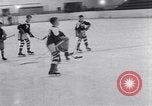 Standbild Eishockeymatch Tacoma Washington USA, 1953, aus Sekunde 38 historischem Filmmaterial Videoclip 65675034643