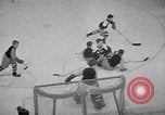 Standbild Eishockeymatch Tacoma Washington USA, 1953, aus Sekunde 41 historischem Filmmaterial Videoclip 65675034643