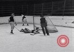 Standbild Eishockeymatch Tacoma Washington USA, 1953, aus Sekunde 57 historischem Filmmaterial Videoclip 65675034643