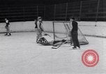 Standbild Eishockeymatch Tacoma Washington USA, 1953, aus Sekunde 58 historischem Filmmaterial Videoclip 65675034643