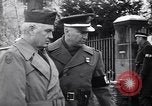Standbild Militärpolizei Frankfurt Deutschland, 1949, aus Sekunde 23 historischem Filmmaterial Videoclip 65675034645