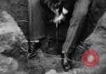 Standbild Militärpolizei Frankfurt Deutschland, 1949, aus Sekunde 35 historischem Filmmaterial Videoclip 65675034645