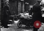 Standbild Militärpolizei Frankfurt Deutschland, 1949, aus Sekunde 43 historischem Filmmaterial Videoclip 65675034645