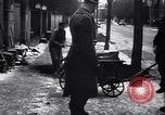 Standbild Militärpolizei Frankfurt Deutschland, 1949, aus Sekunde 45 historischem Filmmaterial Videoclip 65675034645