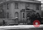 Standbild Militärpolizei Frankfurt Deutschland, 1949, aus Sekunde 46 historischem Filmmaterial Videoclip 65675034645