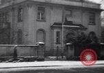 Standbild Militärpolizei Frankfurt Deutschland, 1949, aus Sekunde 47 historischem Filmmaterial Videoclip 65675034645