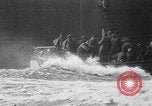 Standbild Rettungsaktionen Holland Niederlande, 1949, aus Sekunde 31 historischem Filmmaterial Videoclip 65675034649