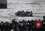 Standbild Rettungsaktionen Holland Niederlande, 1949, aus Sekunde 51 historischem Filmmaterial Videoclip 65675034649