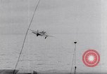 Standbild britischen Carrier Katapult Vereinigtes Königreich, 1952, aus Sekunde 32 historischem Filmmaterial Videoclip 65675034654