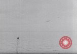 Standbild britischen Carrier Katapult Vereinigtes Königreich, 1952, aus Sekunde 37 historischem Filmmaterial Videoclip 65675034654