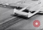 Standbild britischen Carrier Katapult Vereinigtes Königreich, 1952, aus Sekunde 44 historischem Filmmaterial Videoclip 65675034654