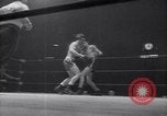 Immagine di Guanti d'oro New York City USA, 1952, secondo 9 filmato di repertorio 65675034656