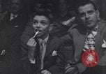 Immagine di Guanti d'oro New York City USA, 1952, secondo 16 filmato di repertorio 65675034656