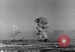 Immagine di Le forze aeree dell'asse bombardano Malta Malta, 1942, secondo 30 filmato di repertorio 65675034673
