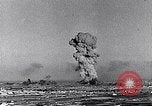 Immagine di Le forze aeree dell'asse bombardano Malta Malta, 1942, secondo 35 filmato di repertorio 65675034673