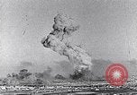 Immagine di Le forze aeree dell'asse bombardano Malta Malta, 1942, secondo 42 filmato di repertorio 65675034673
