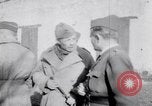 Standbild französische Truppen Italien, 1942, aus Sekunde 19 historischem Filmmaterial Videoclip 65675034675