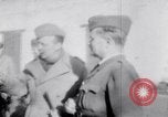 Standbild französische Truppen Italien, 1942, aus Sekunde 24 historischem Filmmaterial Videoclip 65675034675
