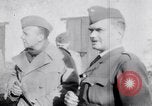 Standbild französische Truppen Italien, 1942, aus Sekunde 26 historischem Filmmaterial Videoclip 65675034675