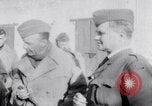 Standbild französische Truppen Italien, 1942, aus Sekunde 30 historischem Filmmaterial Videoclip 65675034675